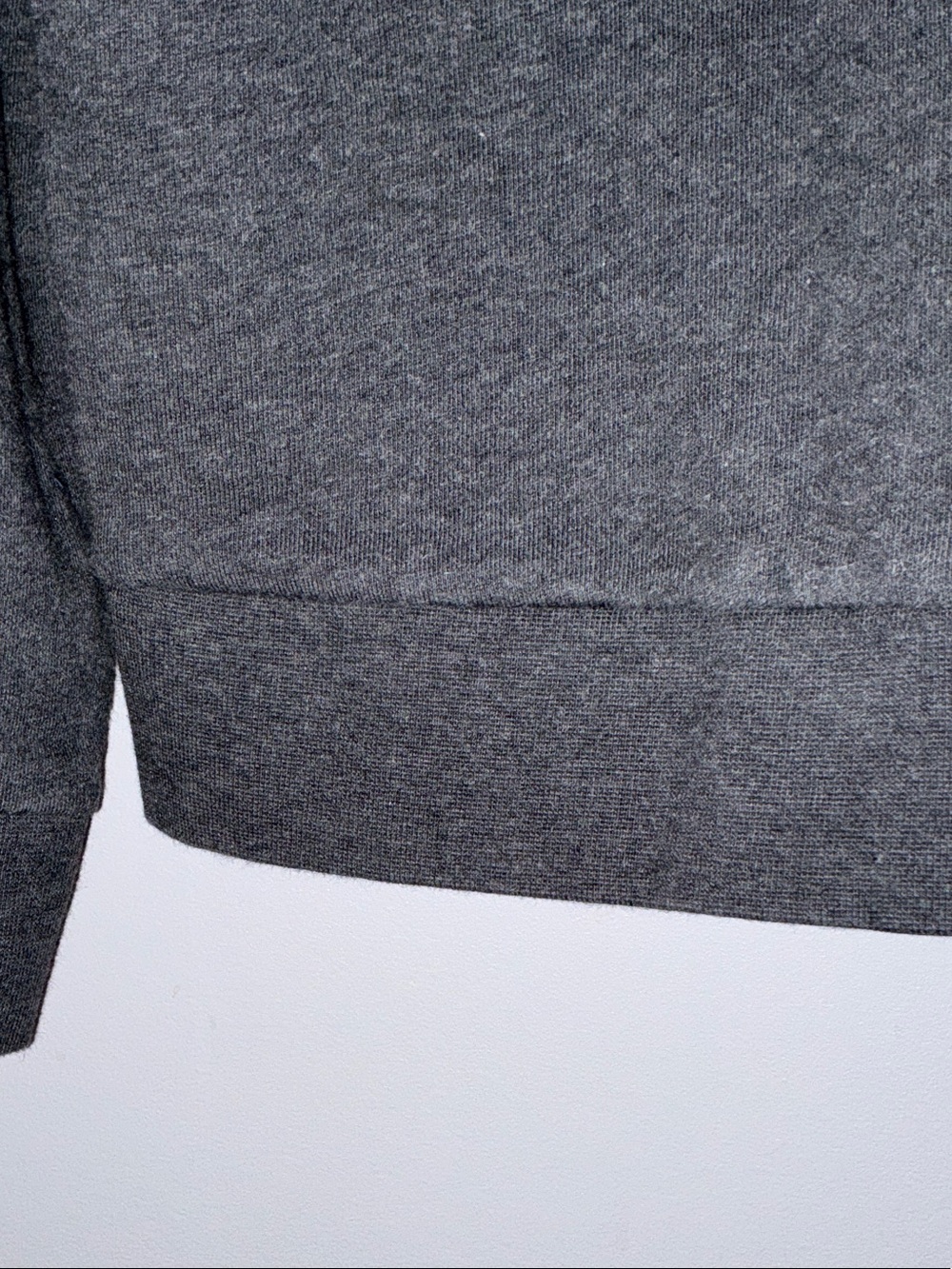 Patagonia Women’s Black Pullover Crew Sweatshirt - Picture 11 of 16